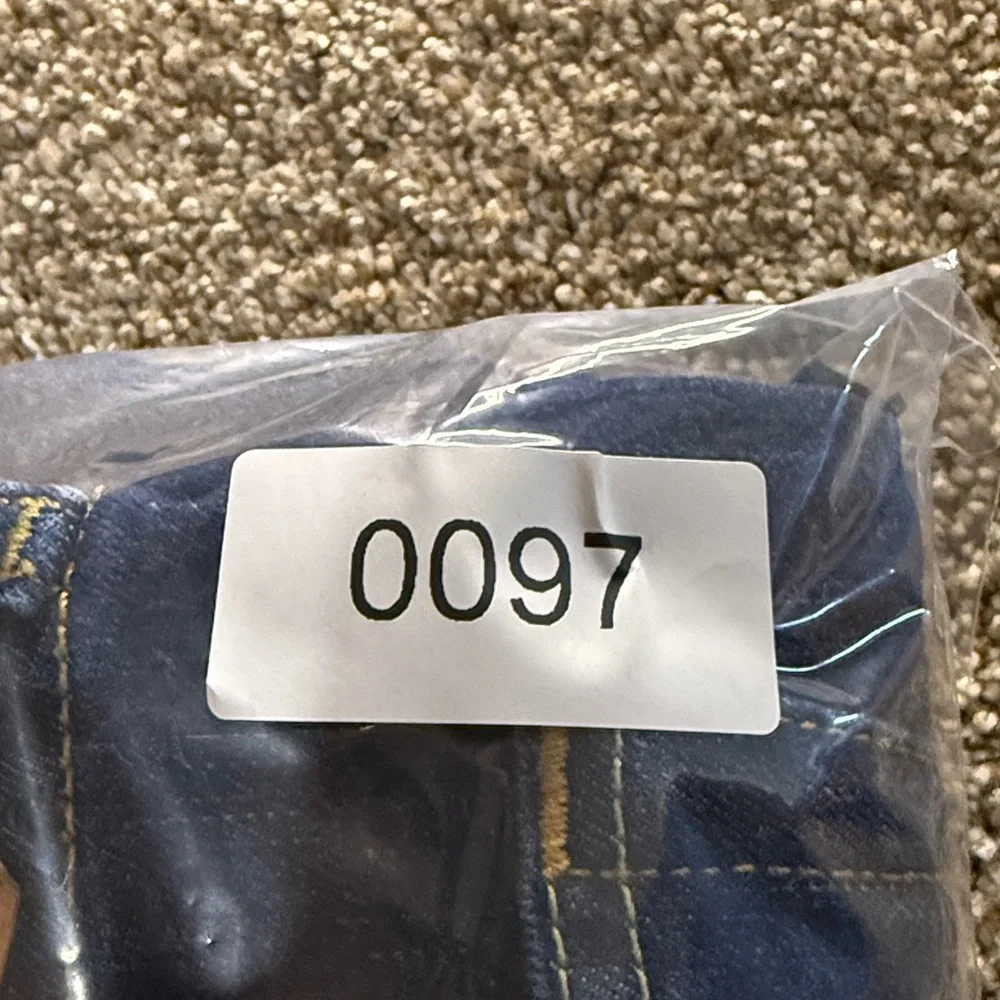 Levis levi men